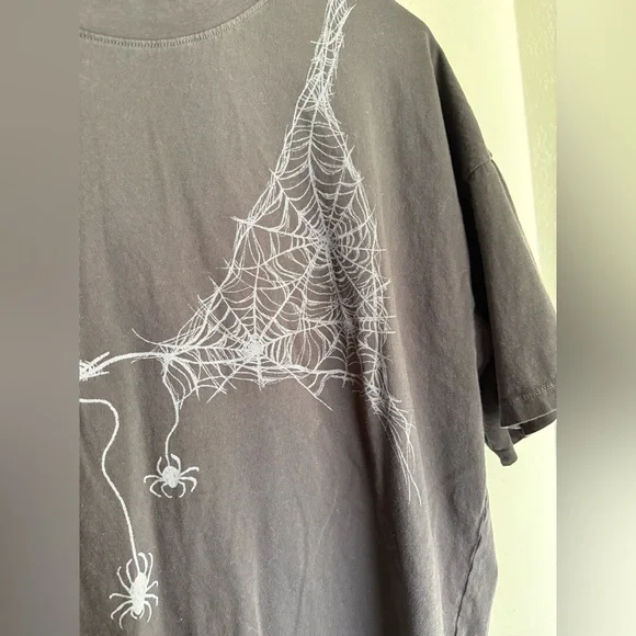 American Eagle Halloween Spooky Tee 👻 - Picture 4 of 5